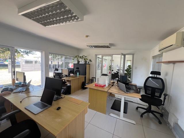 To Let commercial Property for Rent in Walmer Eastern Cape